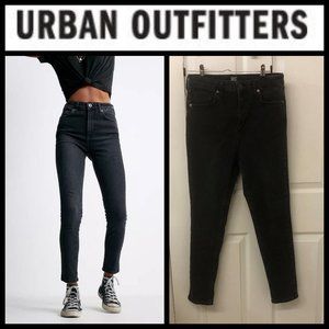 Urban Outfitters |BDG Pine Worn Black Skinny Jean